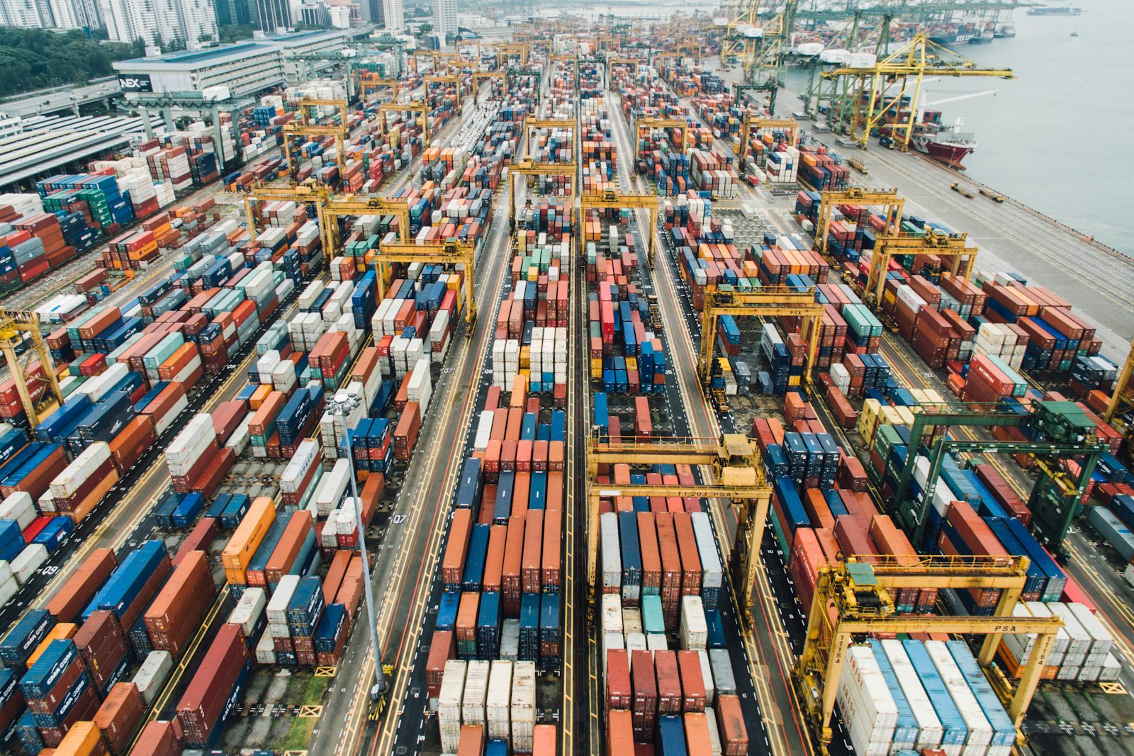 Methanol bunkering operation at a major port